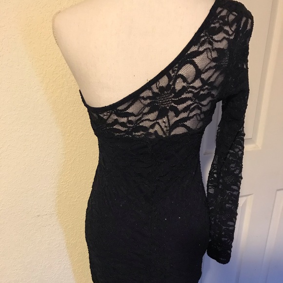 “Jump Apparel” One Shoulder Dress! - Picture 3 of 8